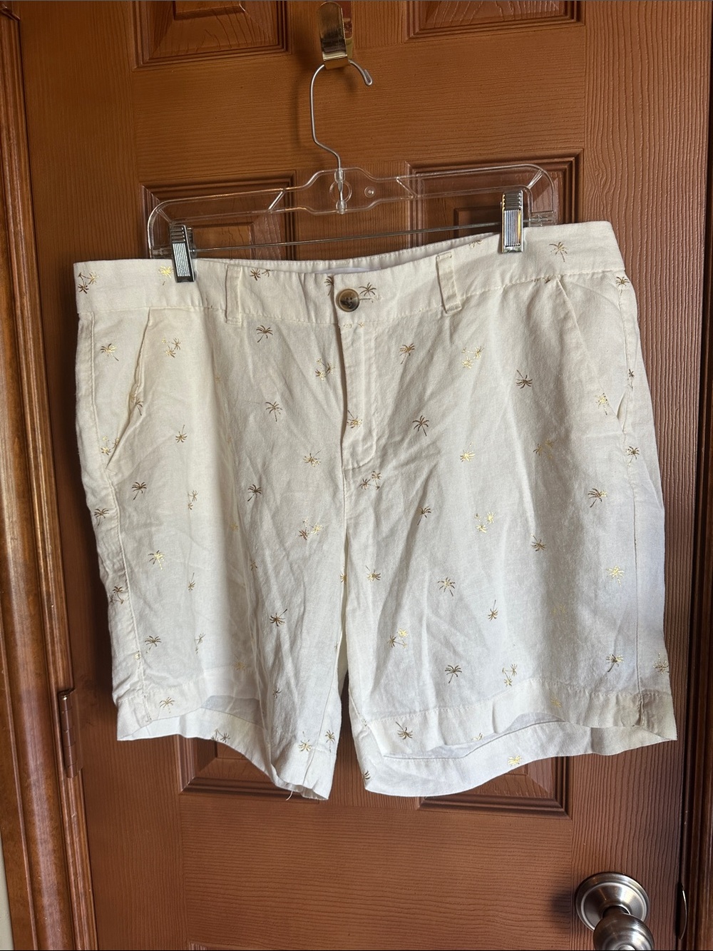 Women’s Old Navy Everyday Mid-Rise Embroidered Linen Blend Shorts, size 14